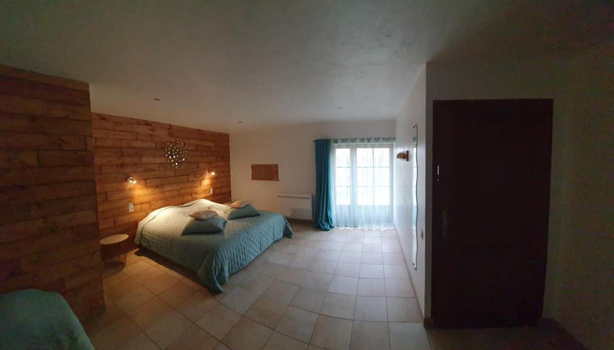Espinasse Auverg'Nature Chambre Combrailles מראה חיצוני תמונה